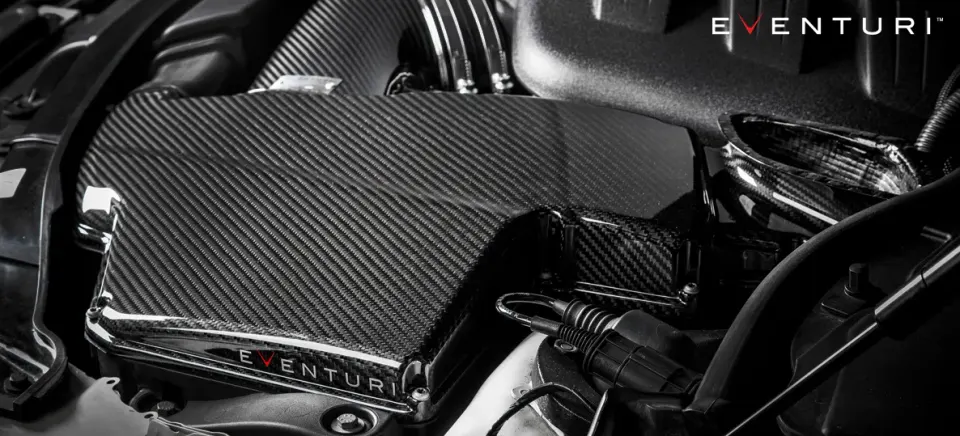 BMW E9X M3 karbon légszűrőház-fedél, 6. kép