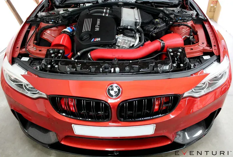 BMW F8X M3/M4 V2 karbon szívórendszer, 27. kép