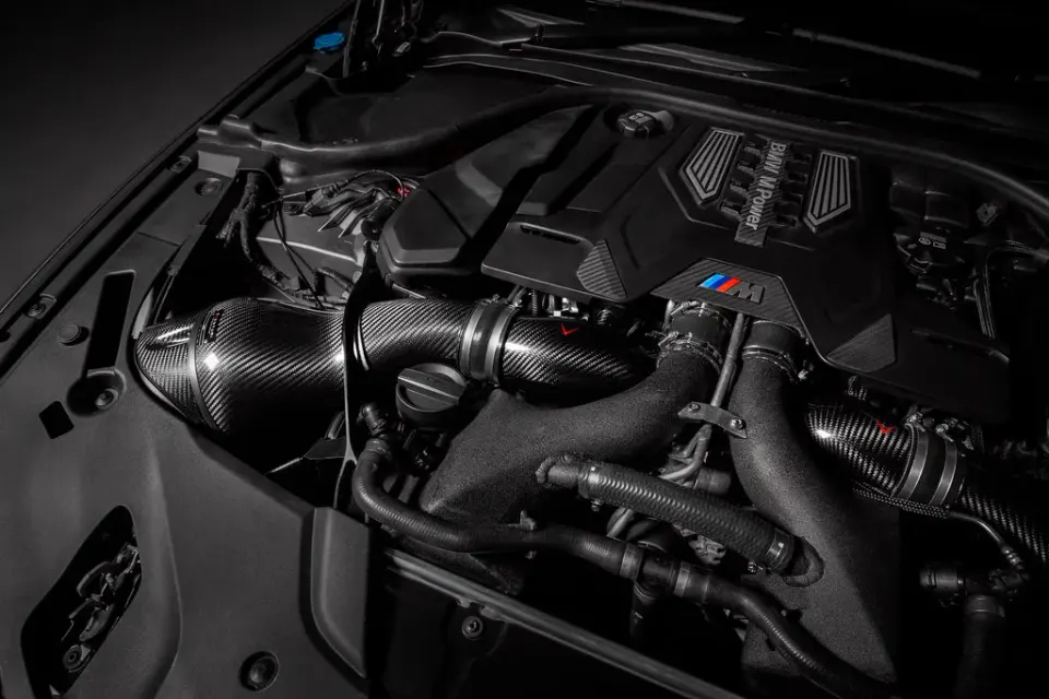 BMW F90 M5 karbon turbó szívócsövek, 12. kép