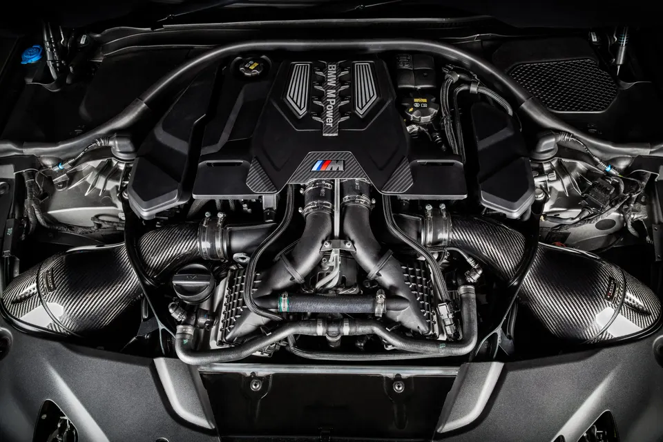 BMW F92 M8 karbon szívórendszer, 10. kép