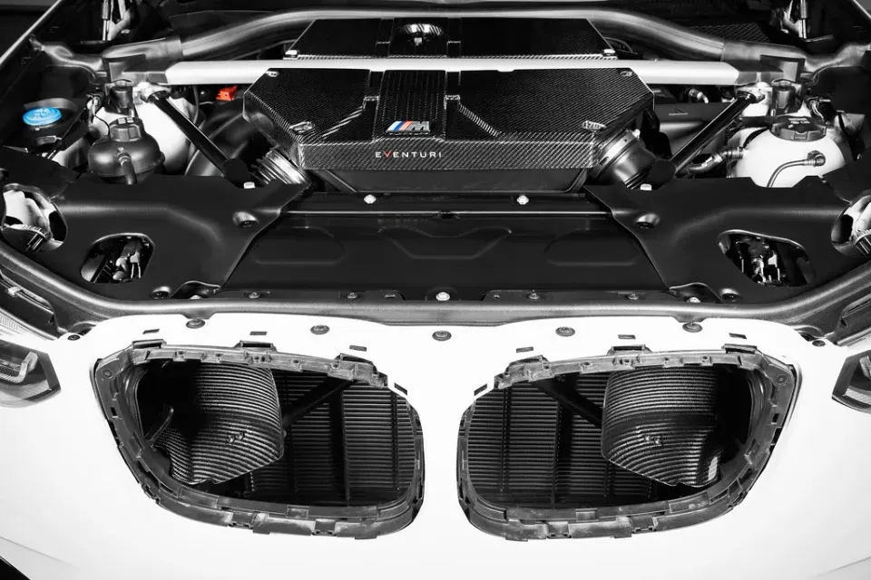 BMW F97 X3M/F98 X4M karbon szívórendszer: Termékrészletek