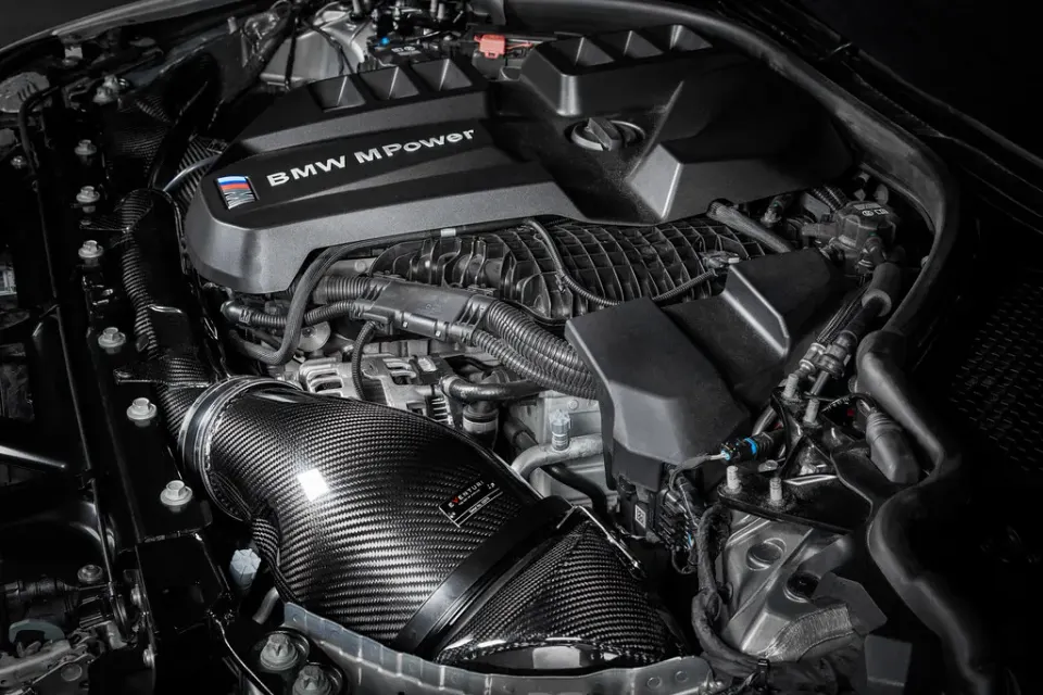 BMW G8X M3/M4 karbon szívórendszer: Termékrészletek