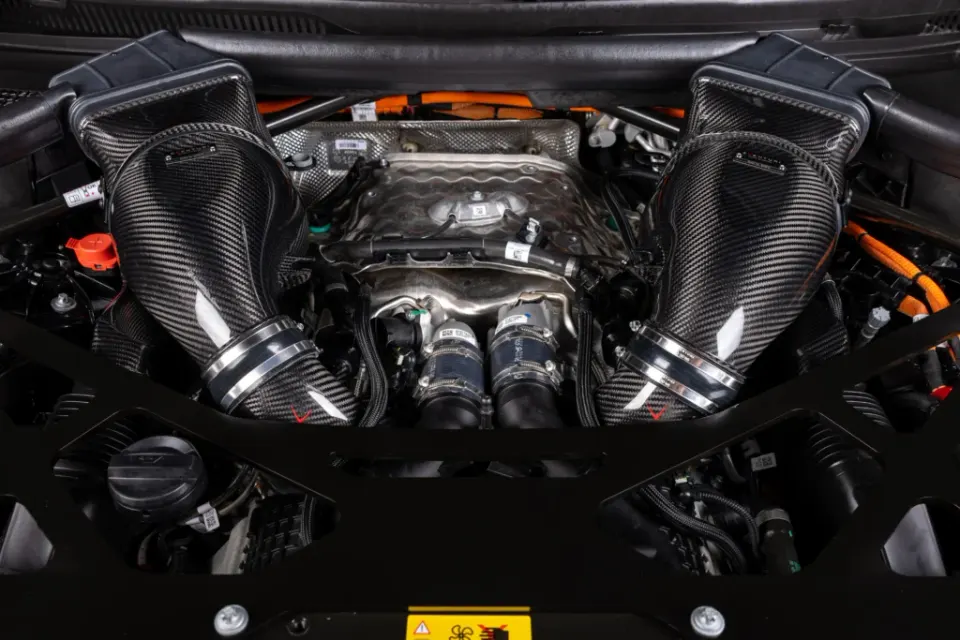 BMW X5M/XM karbon turbó szívócsövek: Termékrészletek