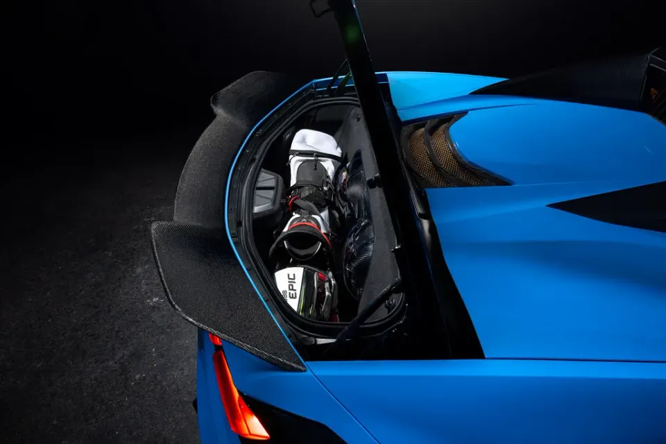Chevrolet C8 Corvette Stingray karbon szívórendszer: Termékrészletek