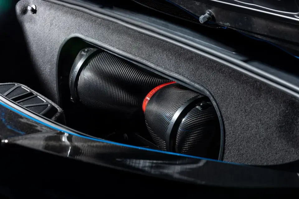 Chevrolet C8 Corvette Stingray karbon szívórendszer: Termékrészletek