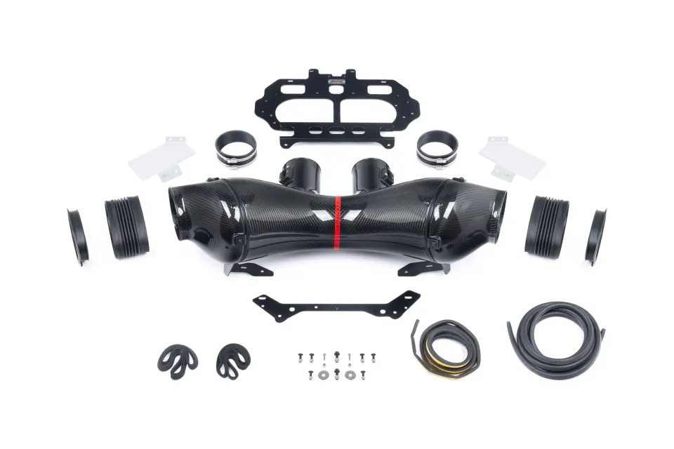 Chevrolet C8 Corvette Z06 karbon szívórendszer