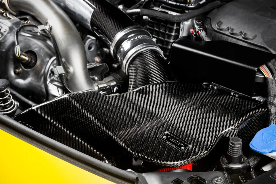 Mercedes A35/A250 AMG karbon szívórendszer: Termékrészletek