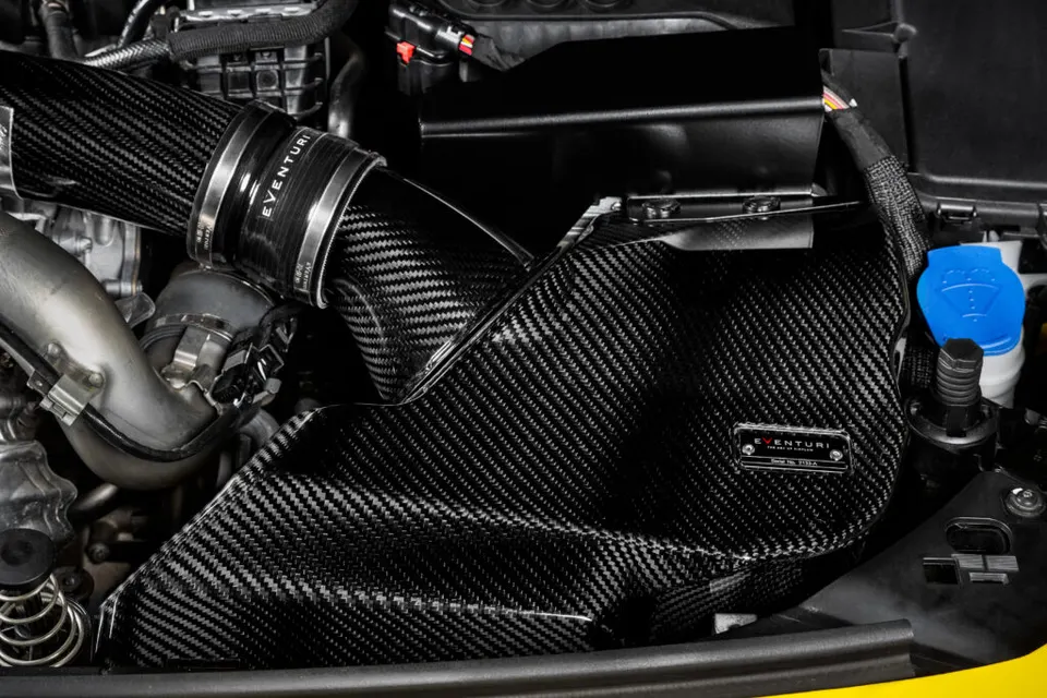 Mercedes A35/A250 AMG karbon szívórendszer: Termékrészletek