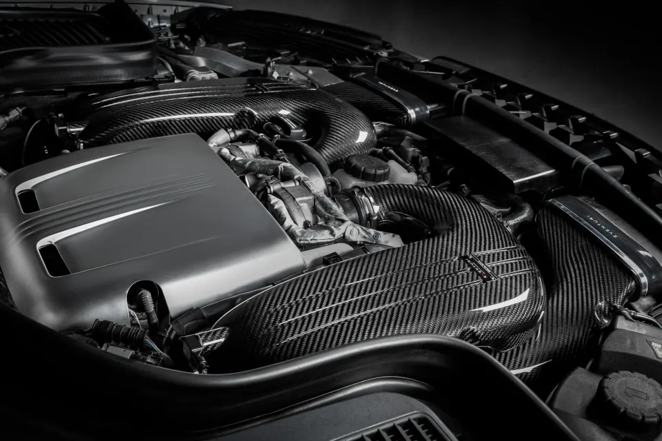 Mercedes GLC63S AMG karbon szívórendszer, 14. kép