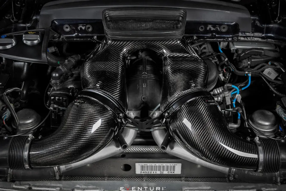 Porsche 991 Turbo karbon szívórendszer: Termékrészletek