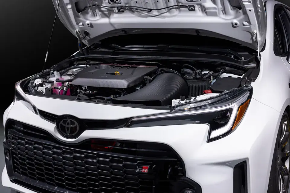Toyota GR Corolla karbon szívórendszer: Termékrészletek