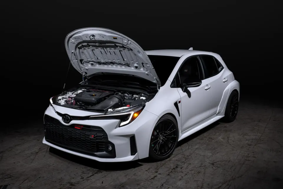 Toyota GR Corolla karbon szívórendszer, 18. kép