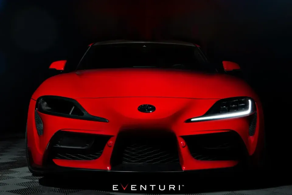 Toyota Supra MK5 karbon fényszórós légbeömlő: Termékrészletek