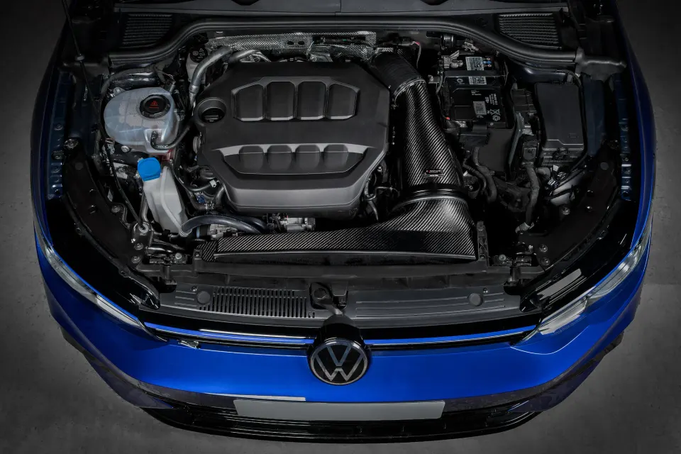 VW Golf MK8 GTi, R karbon szívórendszer, 3. kép